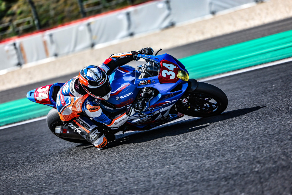 06-JMA-Racing-Action-Bike-large.jpg