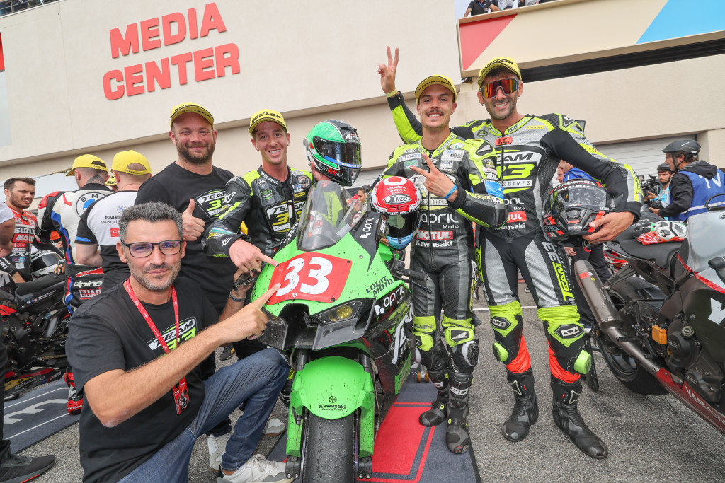 20-Team-33-Louit-April-Moto-large.jpg