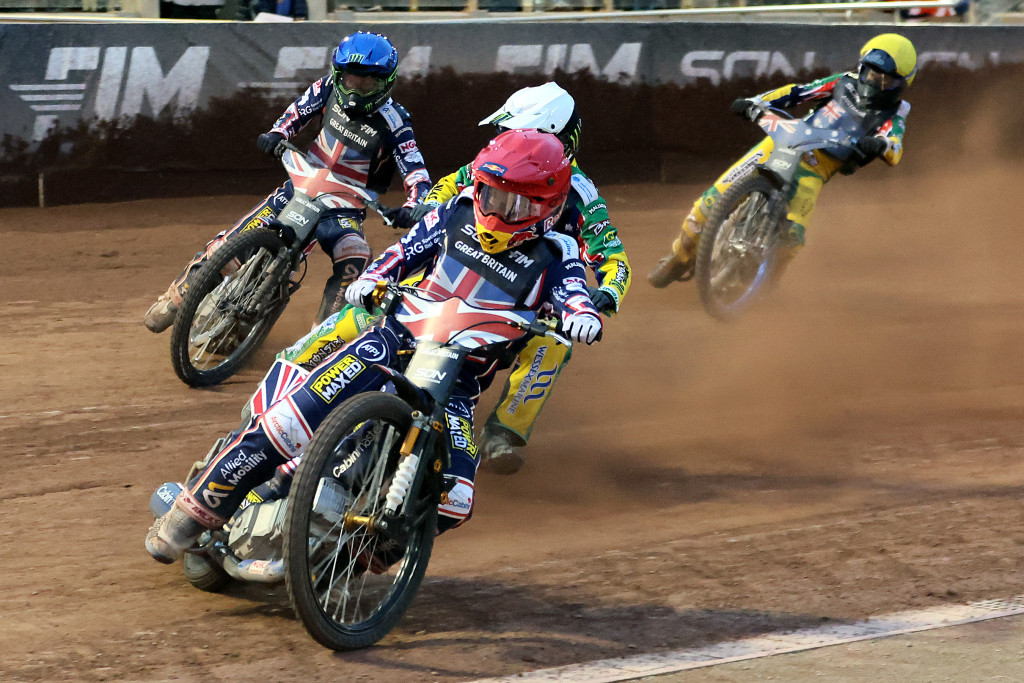 GB went wheel to wheel with Australia in the Grand Final. PHOTO: Jarek Pabijan