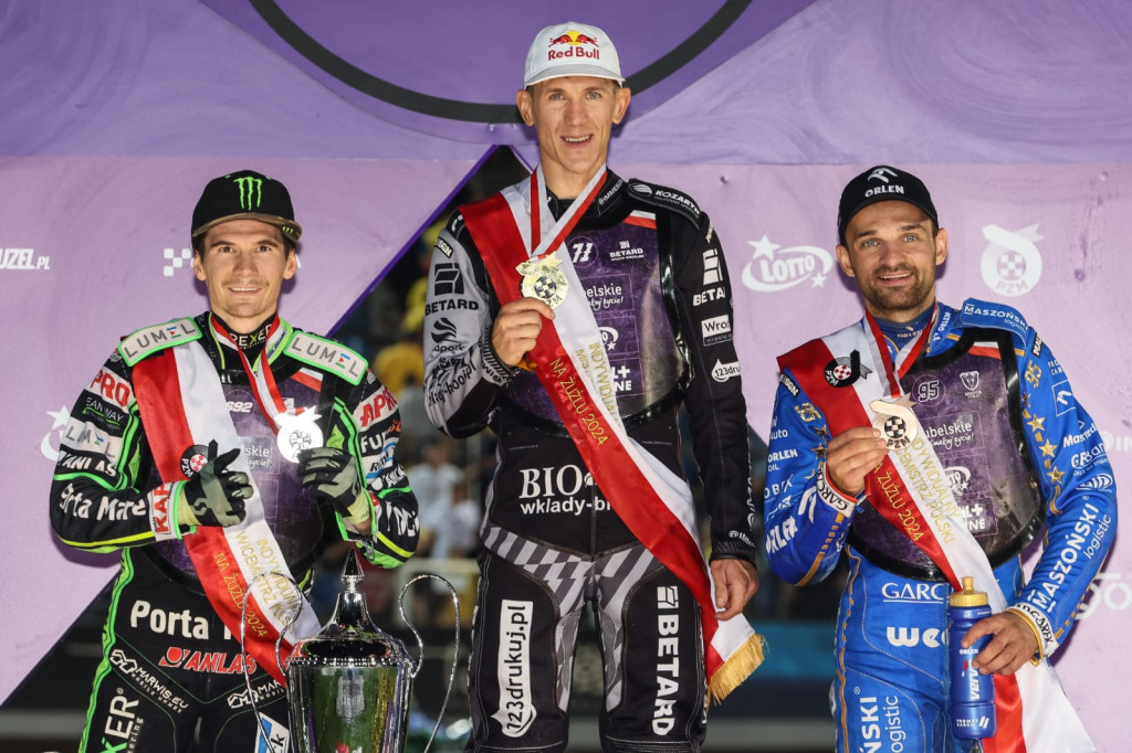 MAXIMUM MAN JANOWSKI WINS POLISH TITLE NO.3 IN LUBLIN