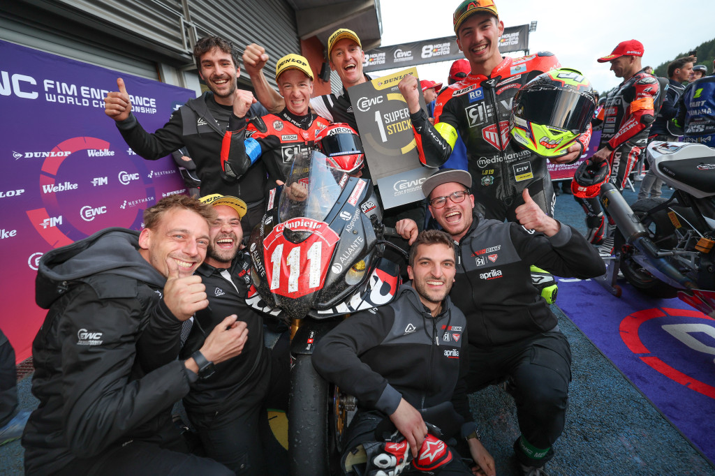 Team-Aviobike-by-M2-Revo-celebration-large.JPG