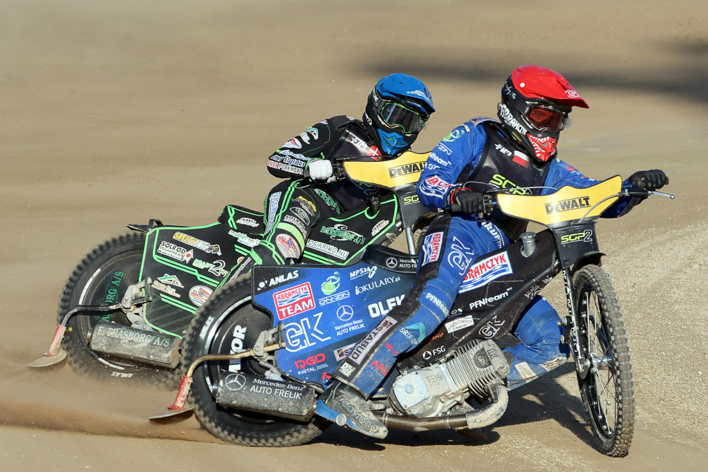 PRZYJEMSKI LAUNCHES SGP2 TITLE DEFENCE IN PARDUBICE QUALIFIER