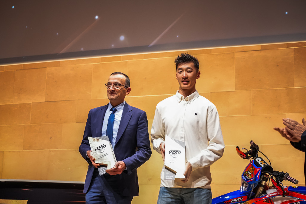 Para Rider Jagoan Prancis EWC Terima Penghargaan di Event FFM di Paris ...