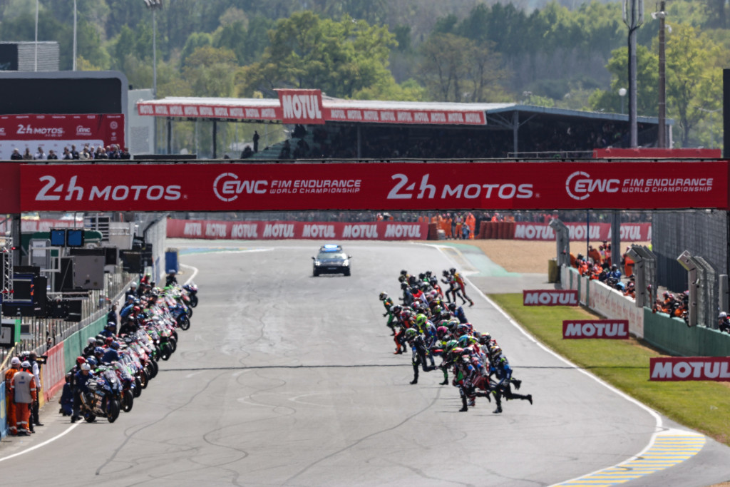 24-Heures-Motos-2024-start-large.jpg