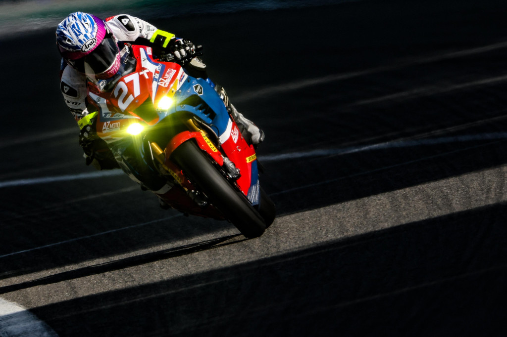 17-TRT27-AZ-Moto-large.jpg