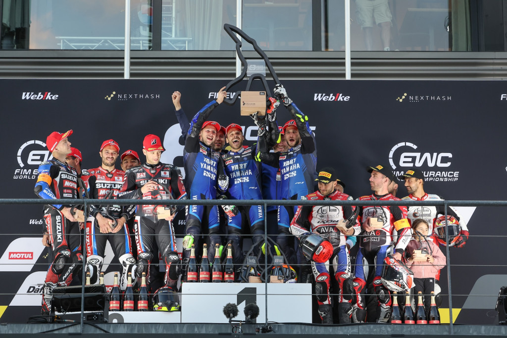 8-Hours-of-Spa-Motos-podium-large.JPG
