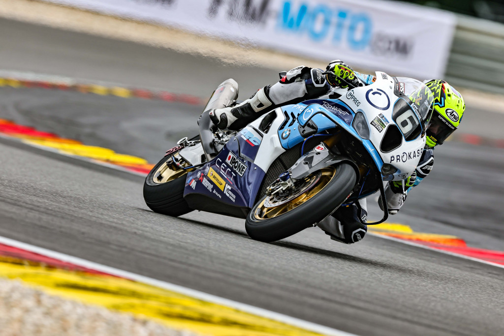 YART YAMAHA、主導権を握る | FIM Endurance World Championship