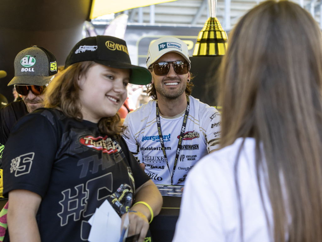 Denmark's Anders Thomsen meets the fans. PHOTO: Taylor Lanning