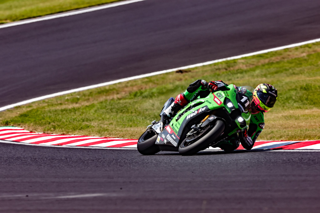World titles up for grabs in Endurance World Championship Bol d'Or showdown