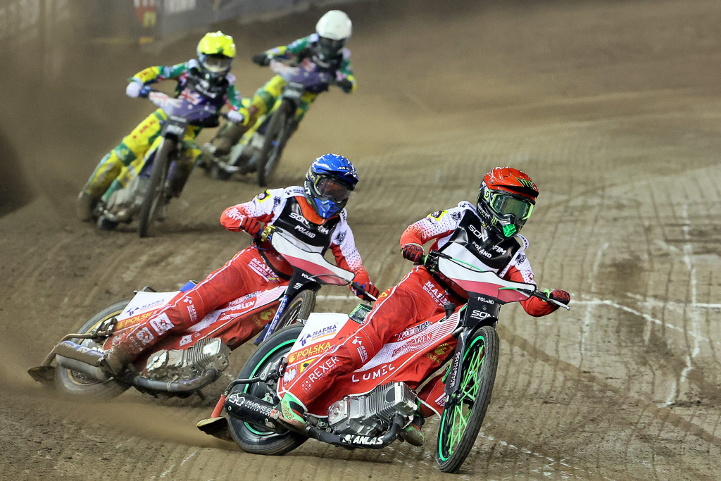 Poland defeated Australia 7-2 in their opening race. PHOTO: Jarek Pabijan