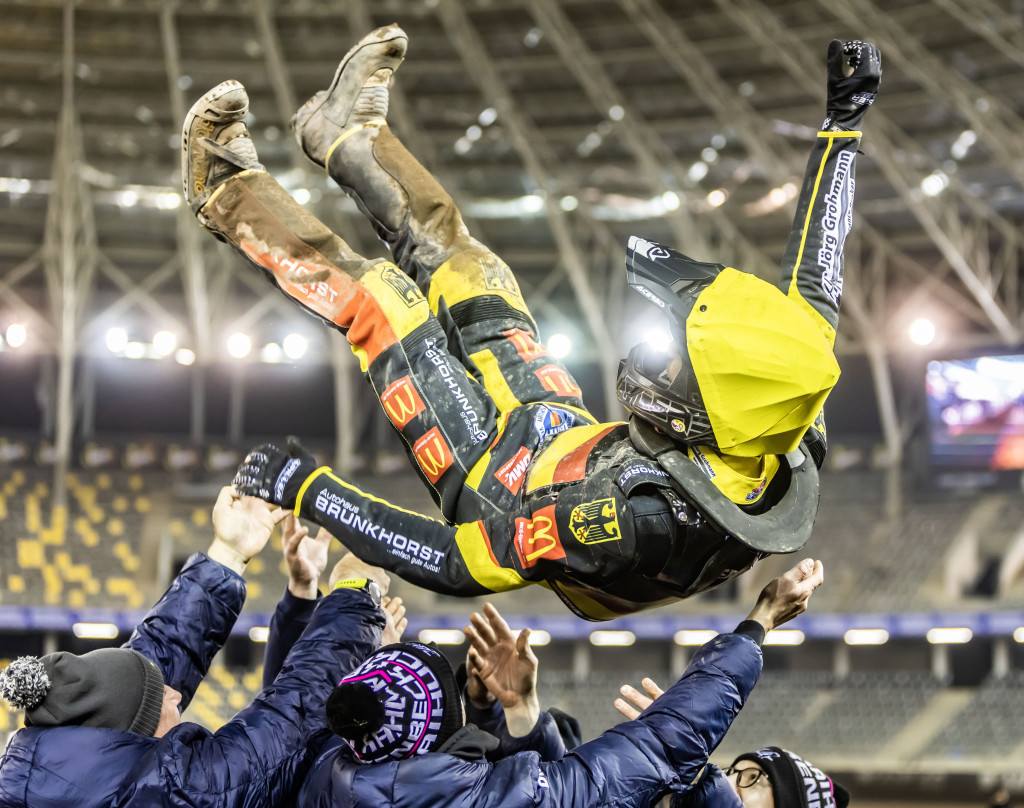 Mistrz SON2 Mario Hausl chciałby, aby żużel zagościł na Szeszelach