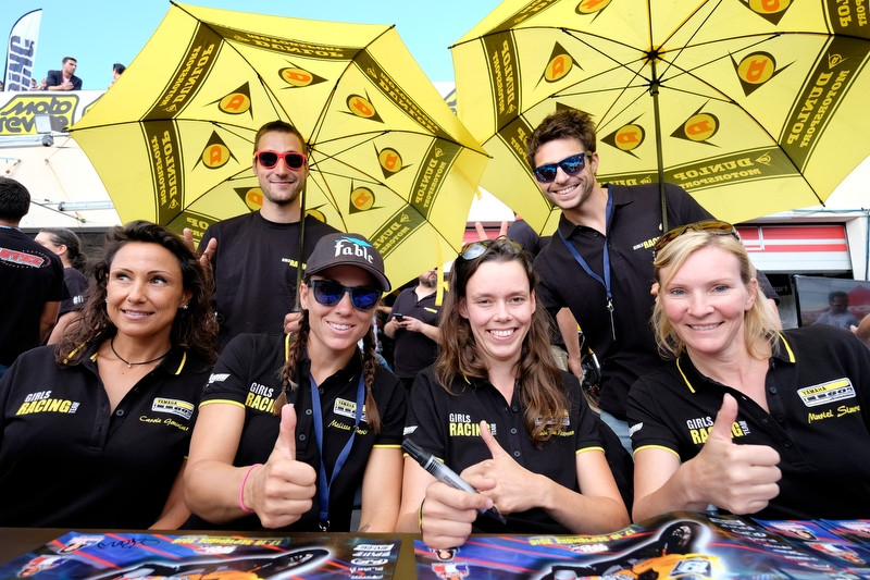 Girls Group Racing Girls Racing Team at the Bol d’Or | FIM Endurance World Championship